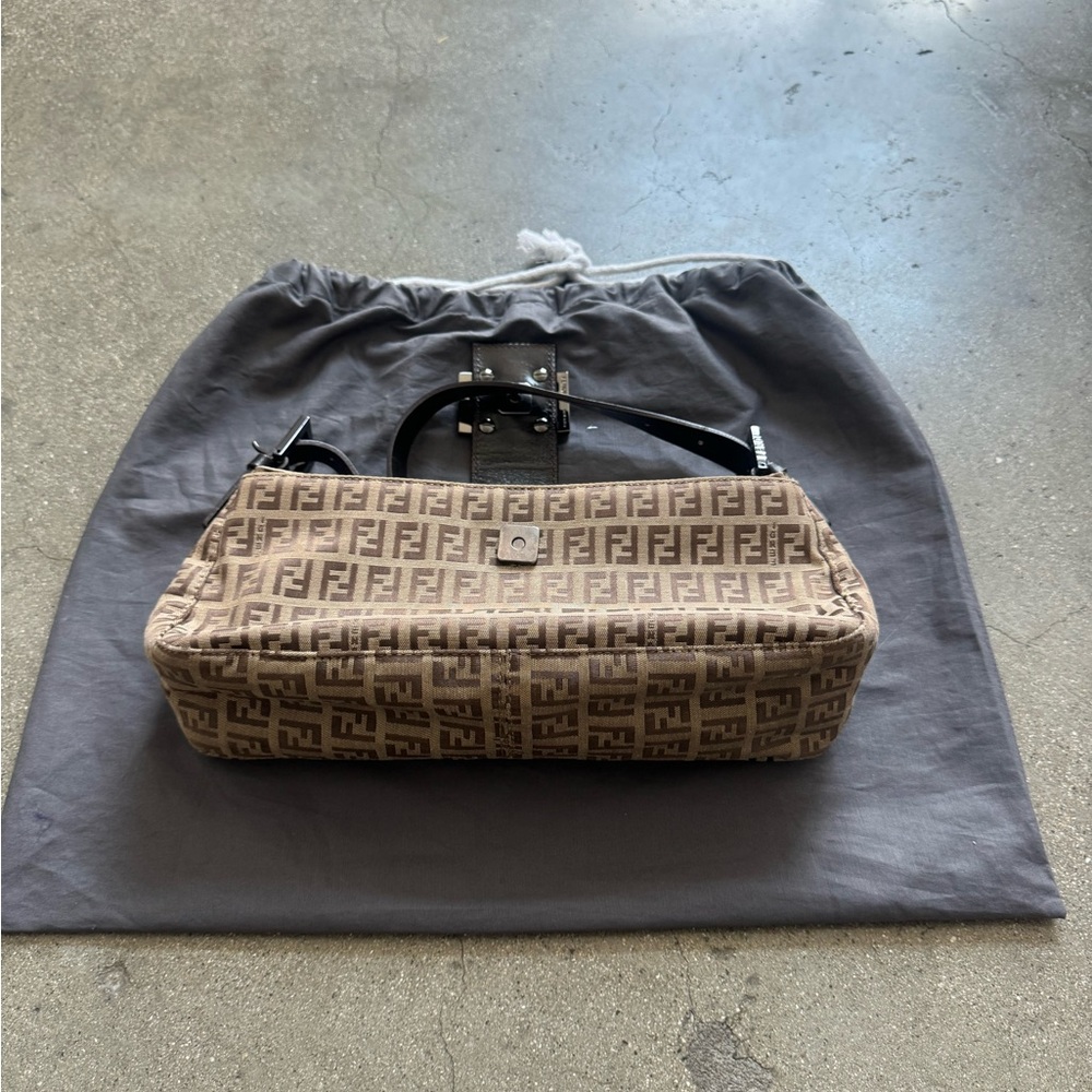 Fendi Zucchino Baguette Bag - Picture 7 of 13